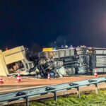 A8-Chaos bei Augsburg: Sattelzug mit Milch- und Käsewaren kippt um – Vollsperrung bis in die Nacht