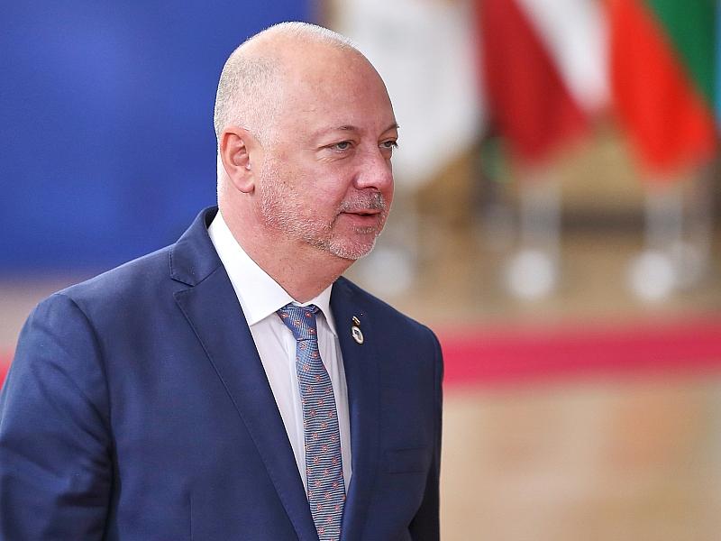 Bulgarische Regierung tritt geschlossen zurück 2 Bulgarische Regierung Tritt Geschlossen Zurück