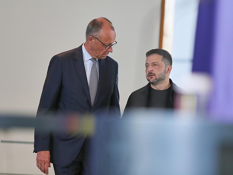 Merz empfängt Selenskyj und andere Regierungschefs am Montag 2 Merz Empfängt Selenskyj Und Andere Regierungschefs Am Montag