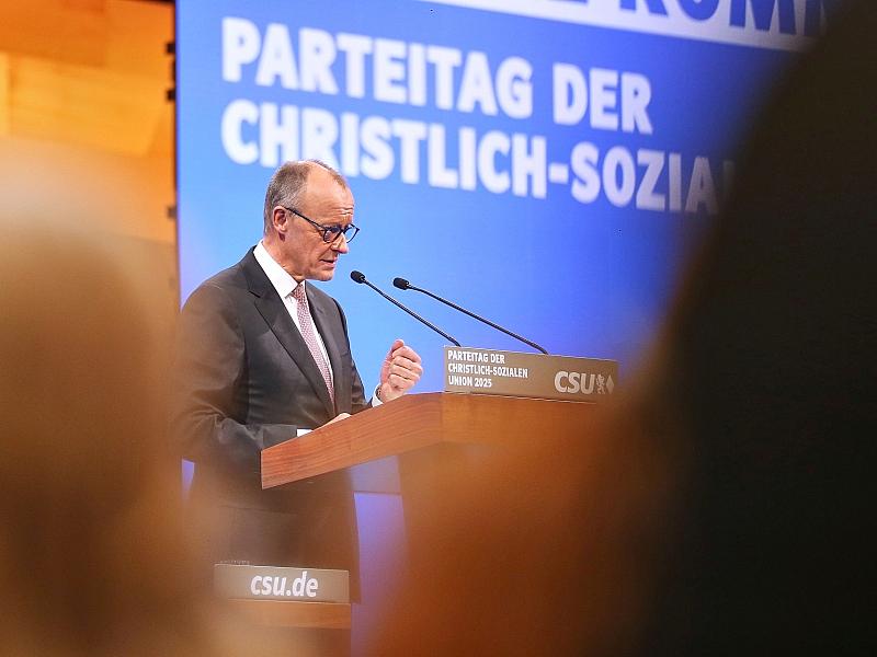 Merz verteidigt auf CSU-Parteitag Koalition mit SPD 2 Merz Verteidigt Auf Csu-Parteitag Koalition Mit Spd
