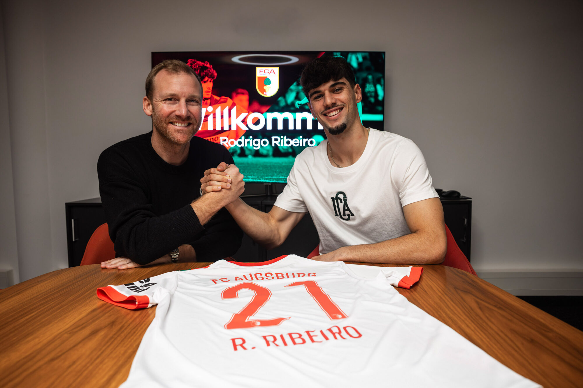 Portugiesischer U20-Nationalspieler für den Angriff: FC Augsburg holt Rodrigo Ribeiro  