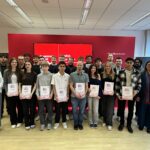 Rekord beim Planspiel Börse 2025: Siegerteams aus dem Raum Augsburg ausgezeichnet