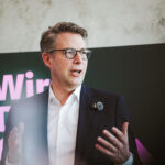 Staatsminister Markus Blume in Augsburg: „Eine bayerische Erfolgsgeschichte mit enormem Aufbruchgeist“