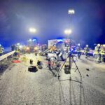 Augsburg: Schwerer Verkehrsunfall mit eingeklemmter Person auf der B17