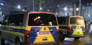 In Zusammenhang mit City-Club-Razzia: Polizei durchsucht 19 Wohnungen im Großraum Augsburg – Drogen sichergestellt, ein Mann festgenommen