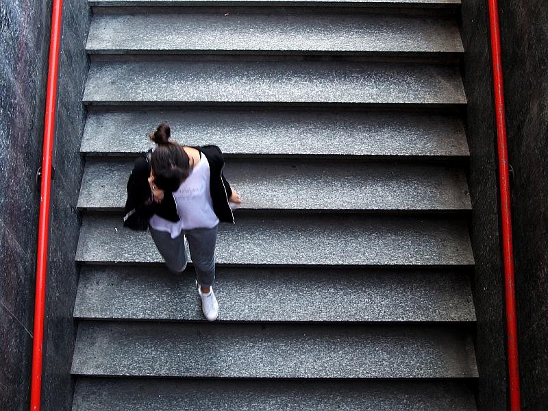 Deutsche Telekom baut KI-Assistenten in Telefonate ein