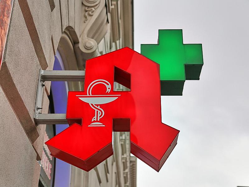 Gesundheitsministerin weist Ärzte-Kritik an Apothekenreform zurück