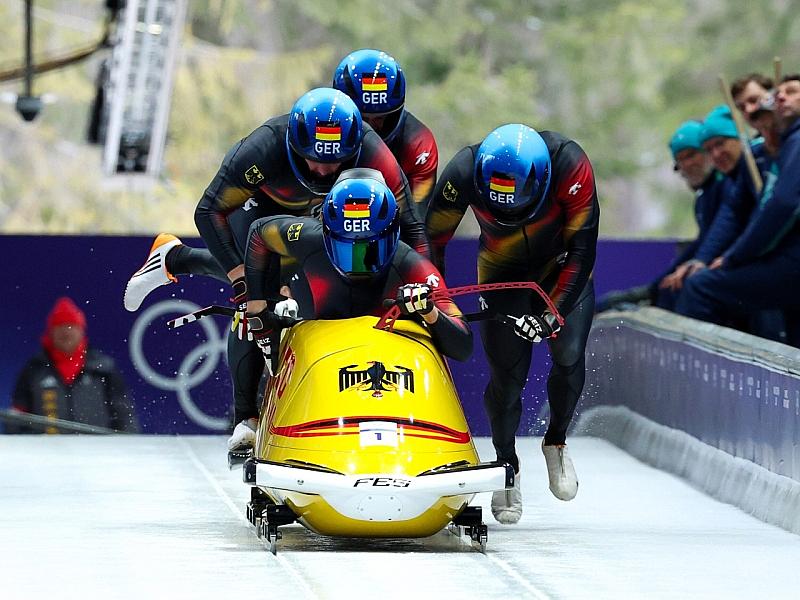 Olympia: Gold und Silber für Deutschland im Viererbob