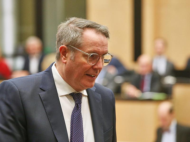 Schweitzer warnt vor zu harter Handelspolitik gegenüber China