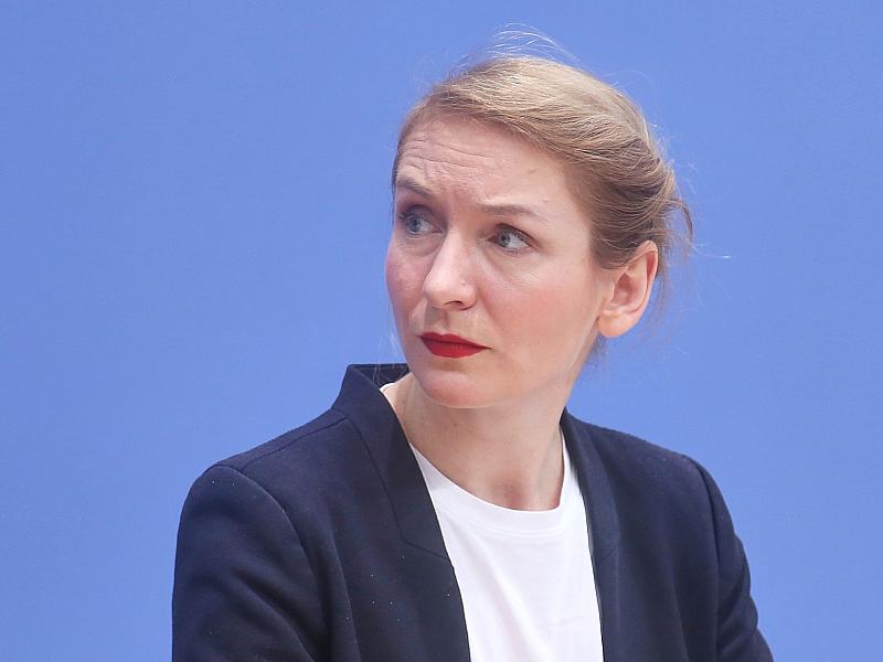 Schwerdtner will Kontrollen für Rüstungsgüter verschärfen