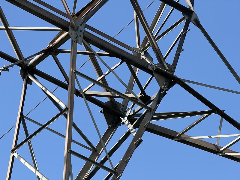 Stromnetz-Anschlag: Behörden suchen 