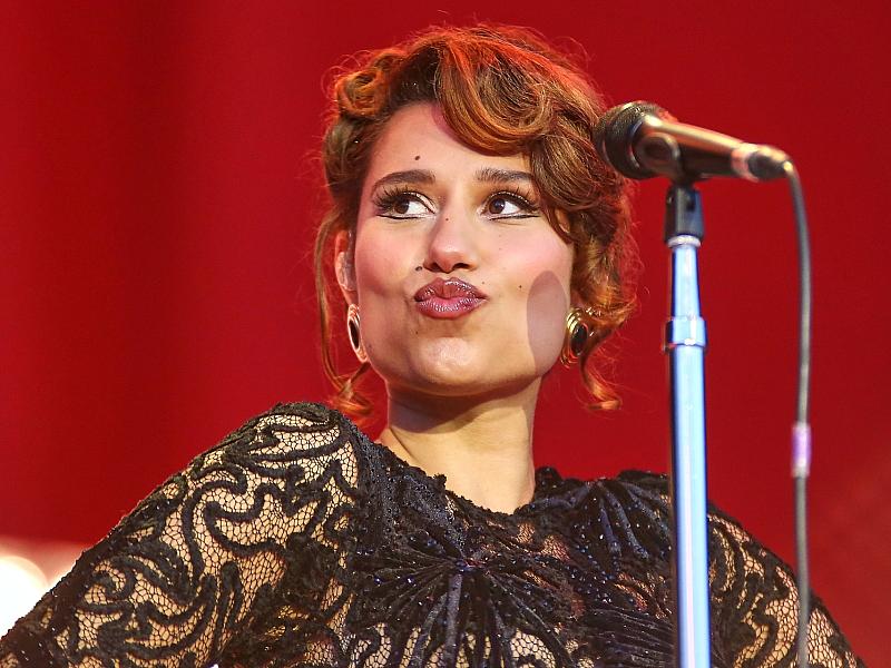 Taylor Swift an Spitze der Single-Charts - Raye auf Platz vier