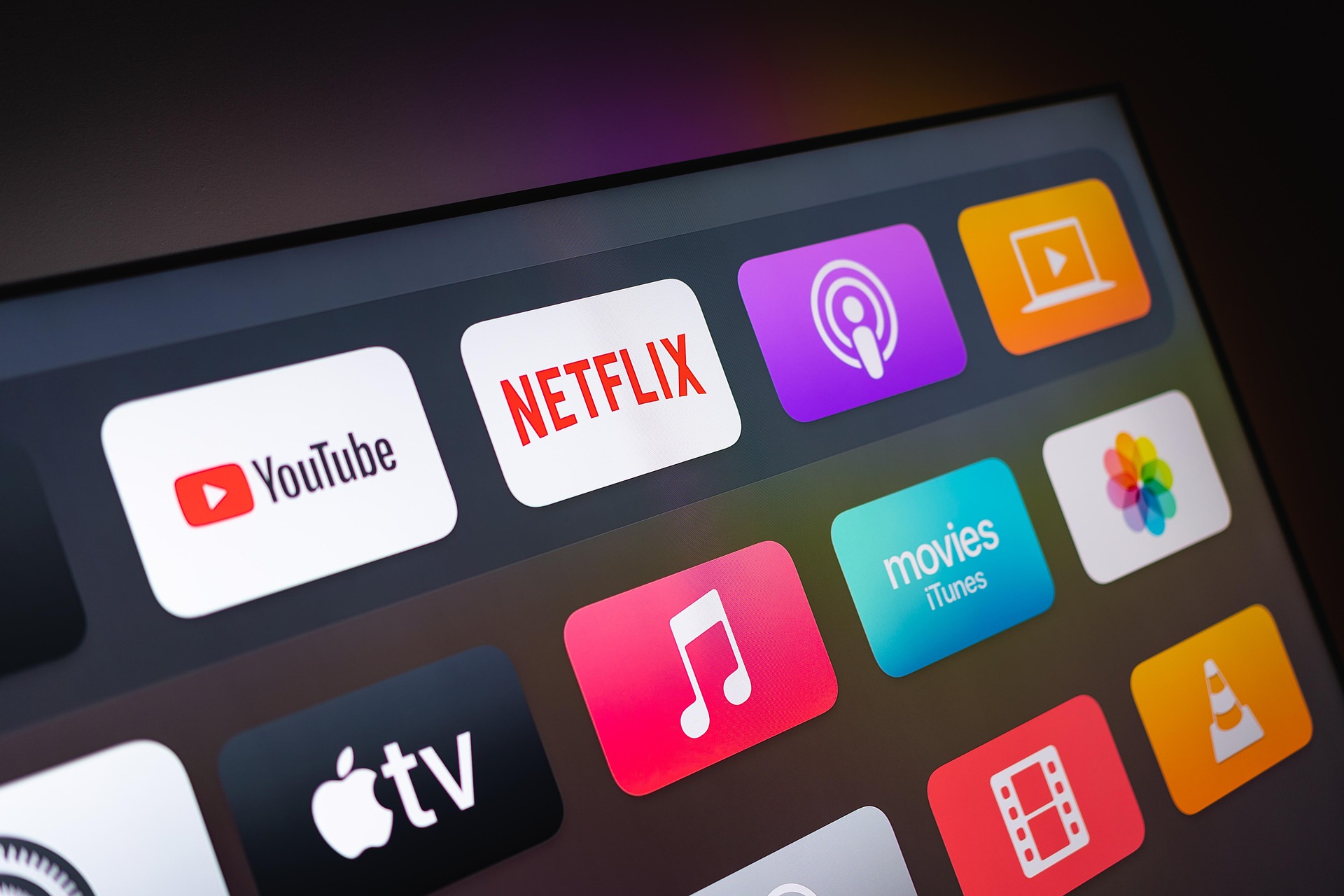 Streaming, Fitness, Lieferdienste: Abo-Fallen erkennen – und mit Kreditkarte smarter kontrollieren
