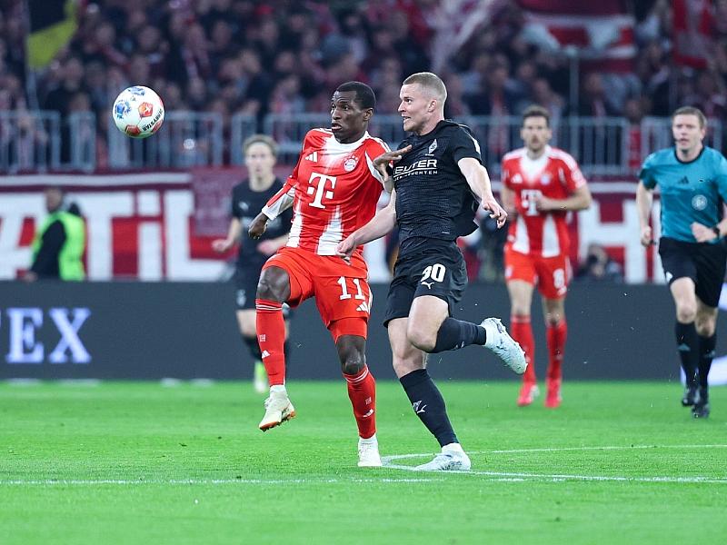 1. Bundesliga: Bayern gewinnen souverän gegen Gladbach