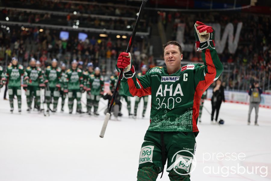 aev-wob_trevelyan0U1A5778