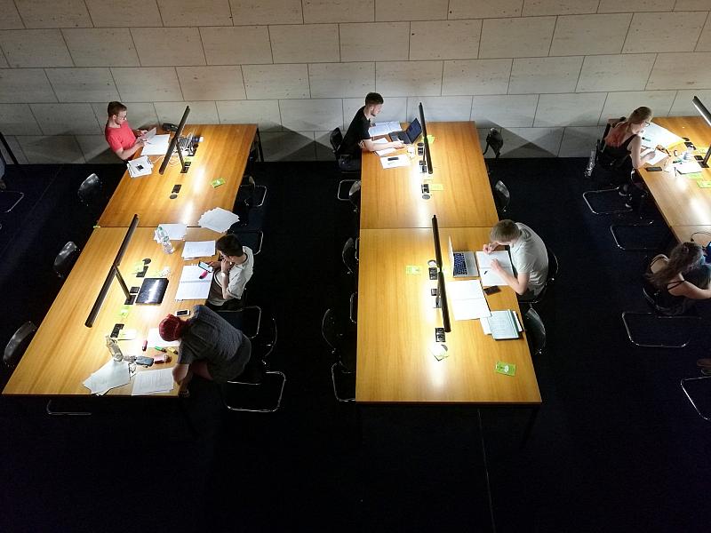 Anfängerzahlen in deutschen Bildungswegen stagnieren