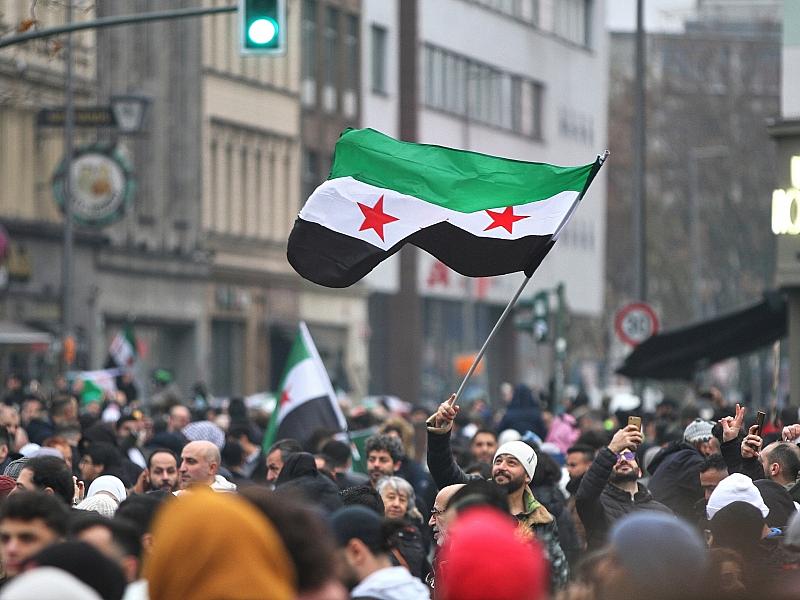 Bamf-Chef Sommer fordert höhere Rückkehrprämien für Syrer