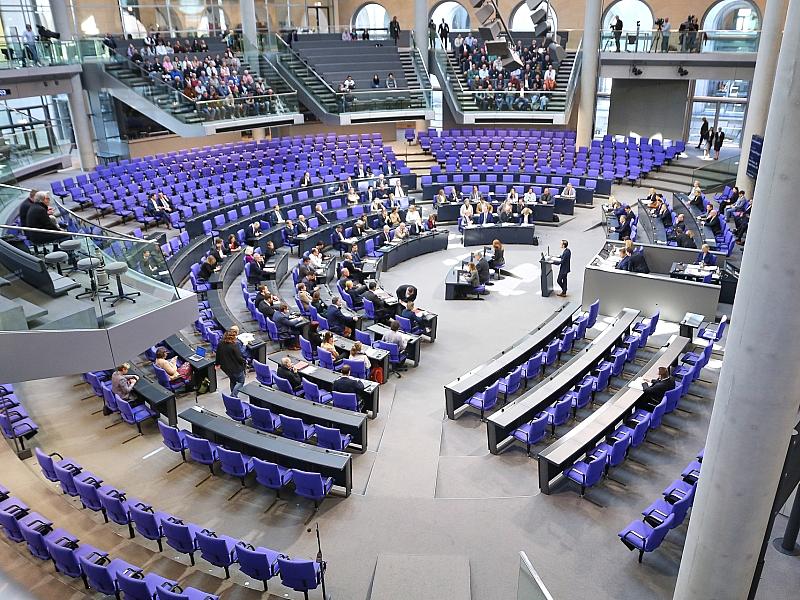 Bundestag beschließt Änderungen an Krankenhausreform