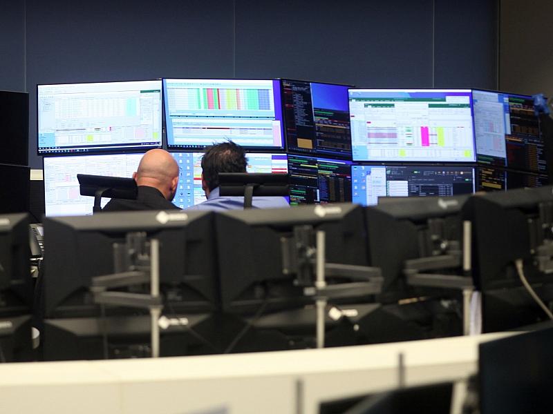 Dax legt zu - Handel bleibt nervös