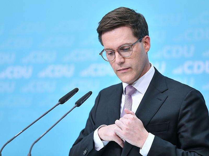 Dröge stellt sich im Streit um Hagel-Video vor Fraktionskollegin