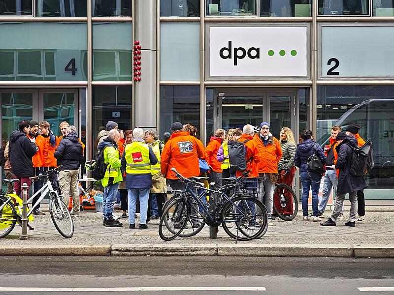 Gewerkschaft mit Streik bei dpa zufrieden