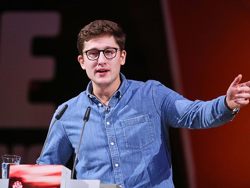 Juso-Chef fordert Widerstand gegen US-Digitaltechnik