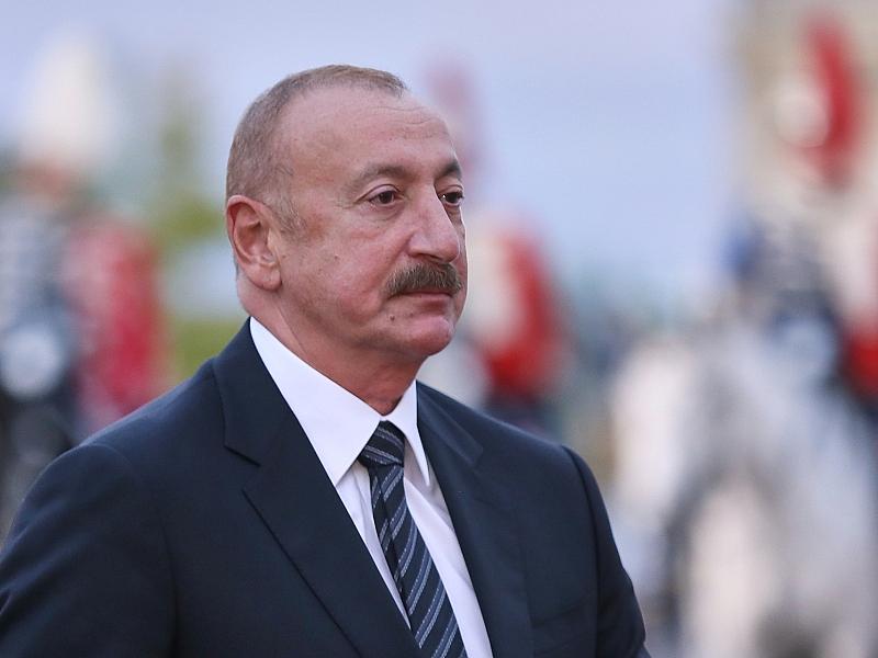 Merz spricht mit Aserbaidschans Präsidenten über Nahost-Krieg