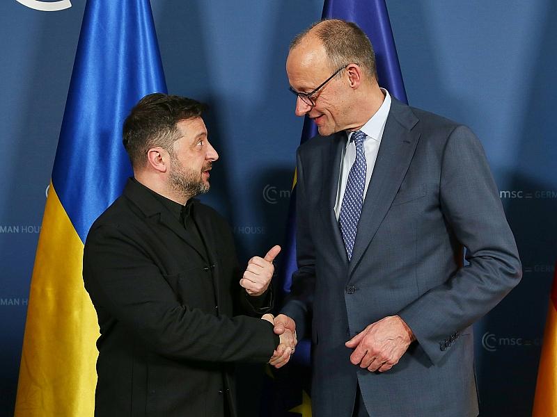 Merz telefoniert vor USA-Reise mit Selenskyj