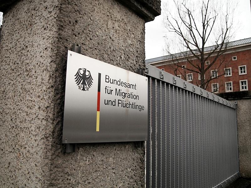 Nur drei Prozent der Syrer wird der Schutztitel entzogen