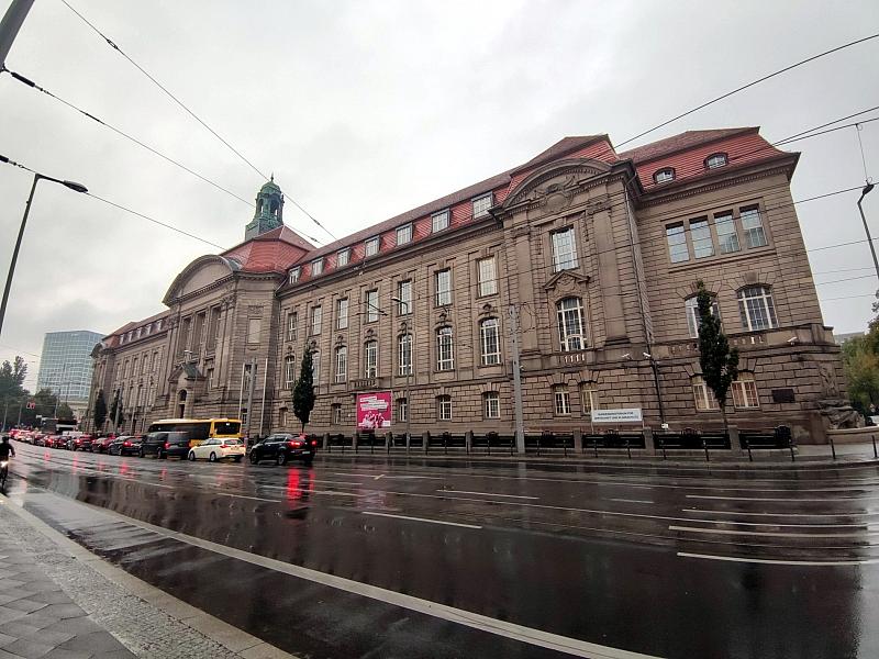 Ostdeutsche Unternehmen sind unzufriedener mit Wirtschaftspolitik