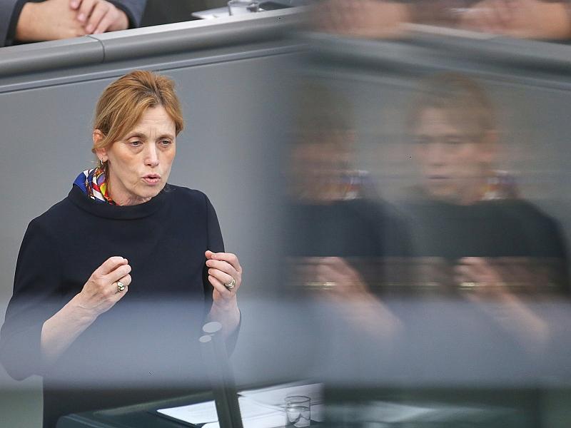 Prien will Lohntransparenz möglichst 