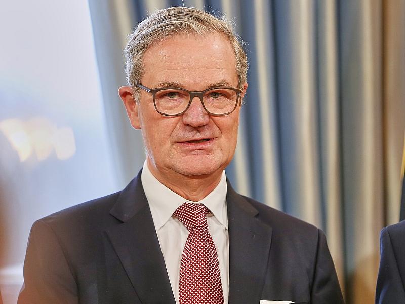 Scheidender Rechnungshof-Präsident beklagt 