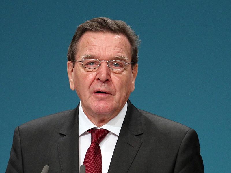 Schröder unterstützt Linie von Merz im Iran-Krieg