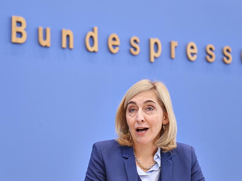 Warken fordert Kompromissbereitschaft bei Sparvorschlägen