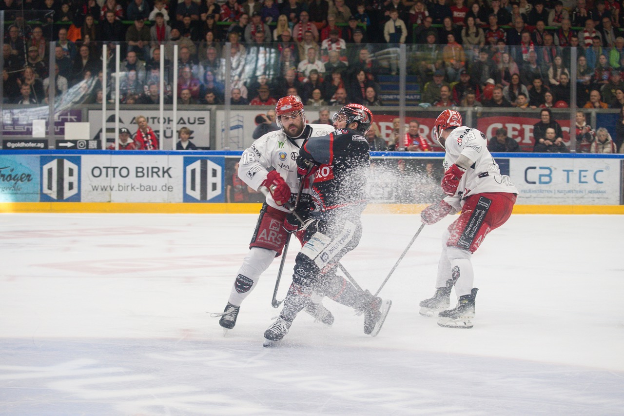 Dramatisches Spiel 3 | ECDC Memmingen Indians unterliegt Hannover in der Overtime