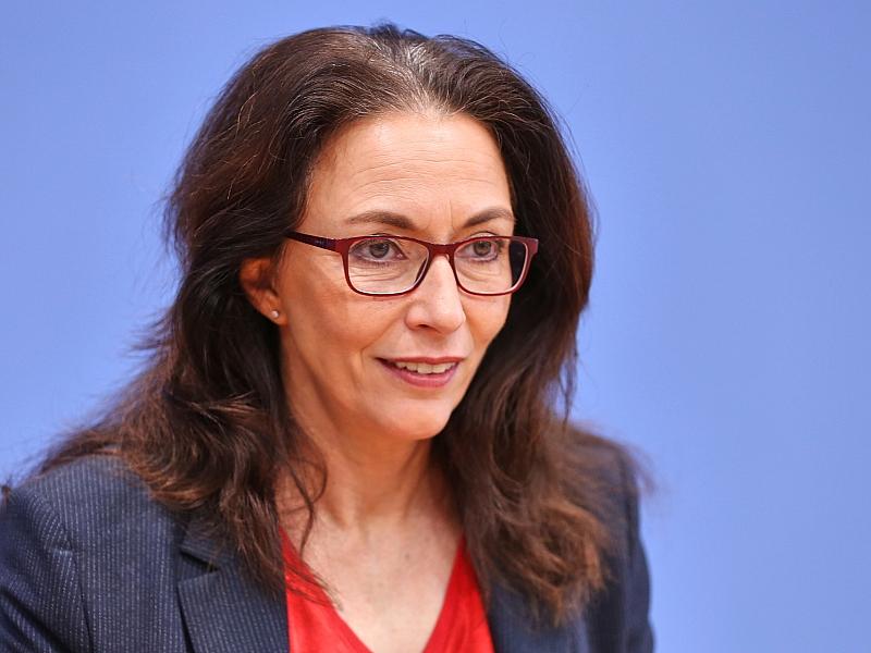 DGB-Chefin kritisiert Wirtschaftspolitik der Regierung