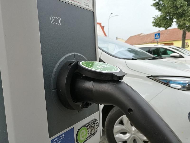 E-Auto-Zulassungen in Europa steigen auf Rekordniveau