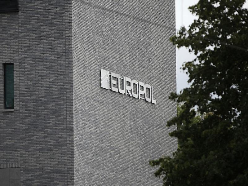 Europol-Bericht: 280 Festnahmen wegen Auftragsverbrechen