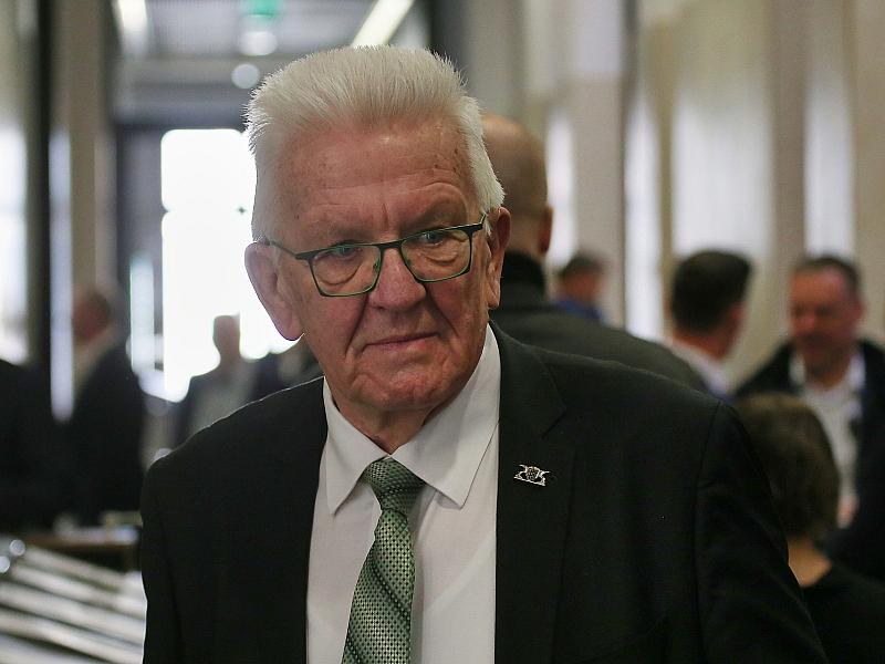 Grünen-Chefin würdigt Kretschmanns 