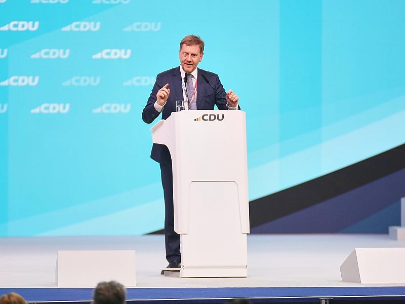 Kretschmer bezeichnet Programm der AfD als 