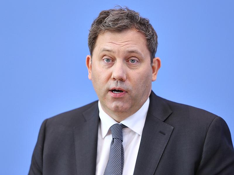 Kritik an Klingbeils Haushaltsentwurf für 2027