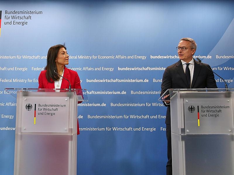 Regierung will mit neuer KI-Strategie Innovationen 