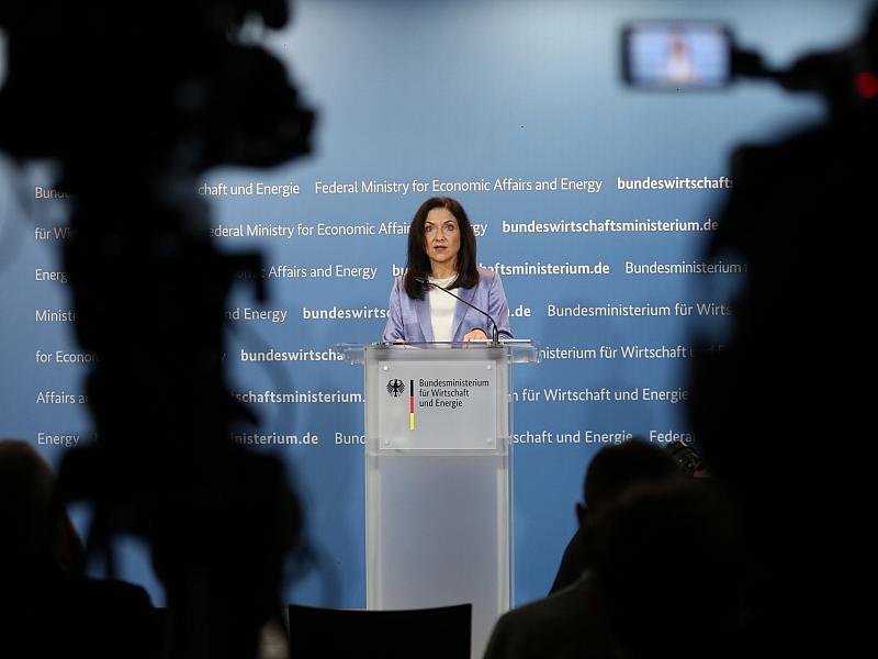 Reiche will Industriestrompreis bürokratiearm umsetzen