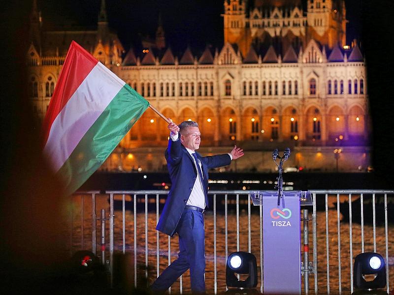 Strack-Zimmermann sieht Orban-Abwahl als 