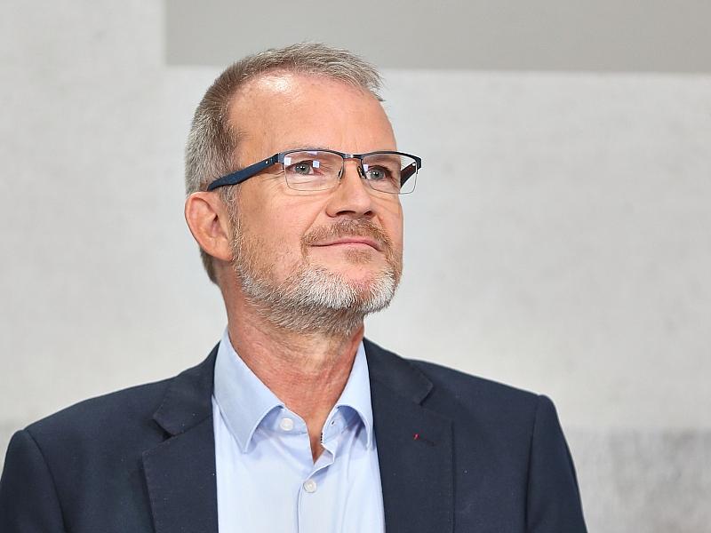 TK-Chef Baas vermisst Mut in der Politik