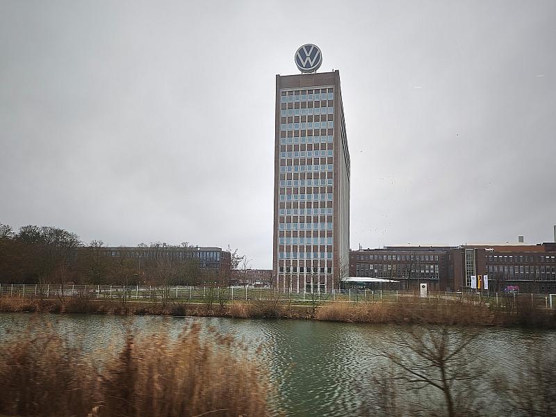 Volkswagen vor neuen Sparmaßnahmen - mehrere Werke im Fokus