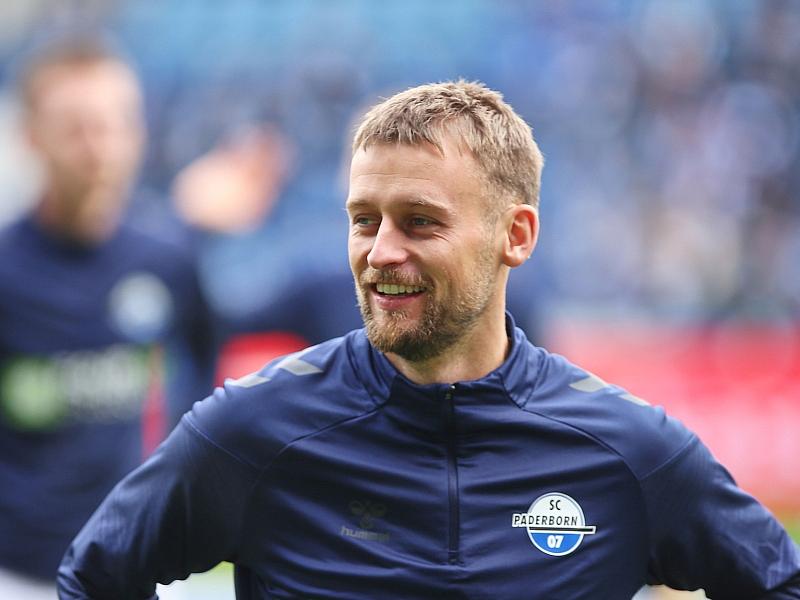 2. Bundesliga: Paderborn rettet Remis – Kaiserslautern siegreich