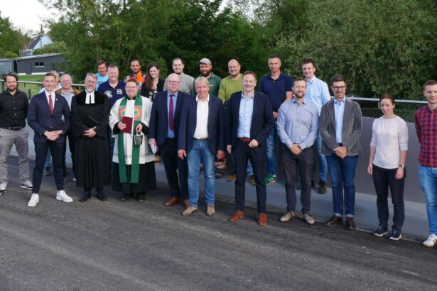 Neue Mindelbrücke in Jettingen-Scheppach für Verkehr freigegeben