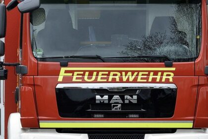 Wohnungsbrand in Dillingen: Elf Verletzte – Kriminalpolizei ermittelt