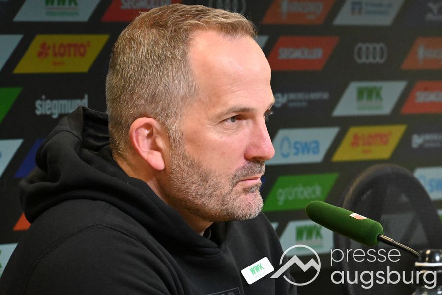 Premiere in Elversberg: Der FC Augsburg muss als Favorit im Saarland ran